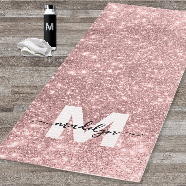 Tapis De Yoga Initiale du nom à paillettes rose gold Girly Blush (Girly Blush Pink Rose Gold Glitter Name Monogram Yoga Mat )