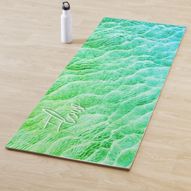 Tapis de yoga inspiré des vagues de l'océan de la  (En situation)