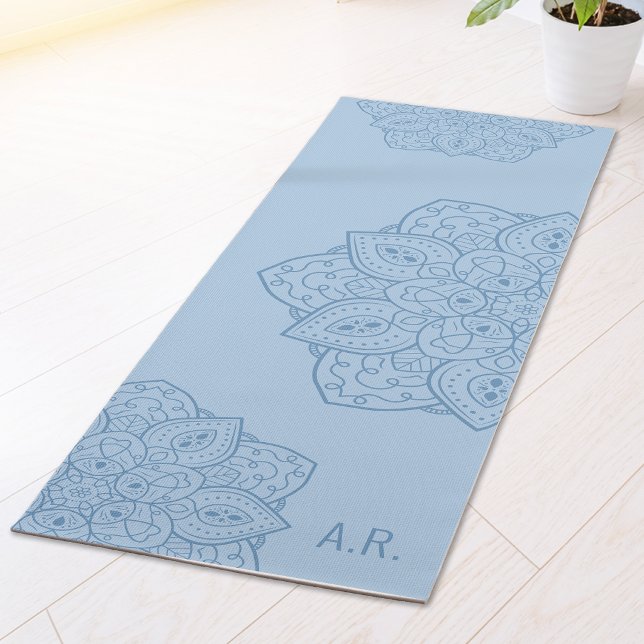 Tapis De Yoga Joli Mandala Décoratif Moderne Bleu Et Initiales (Créateur téléchargé)