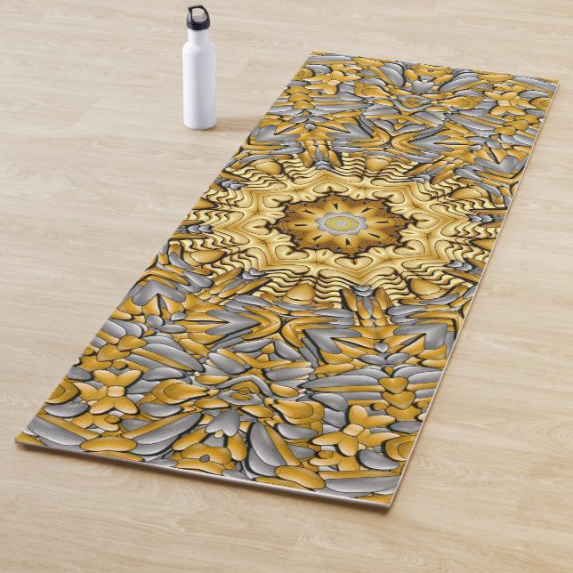 Tapis De Yoga Kaléidoscope de cru d'argent d'or de métal (En situation)