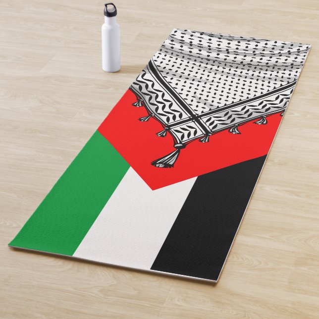Tapis De Yoga Keffiyeh Écharpe palestinienne tissu traditionnel (En situation)