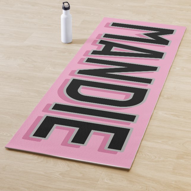 Tapis de Yoga Lettre 3D Rose (En situation)