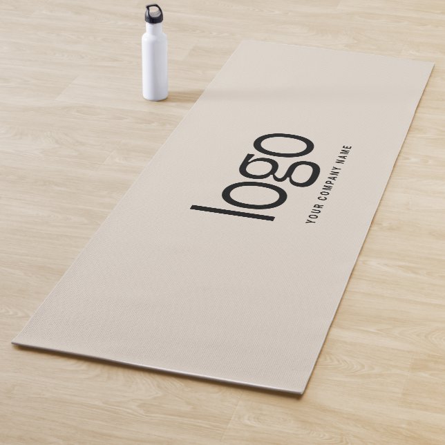 Tapis De Yoga Logo d'entreprise et promotion de texte (En situation)