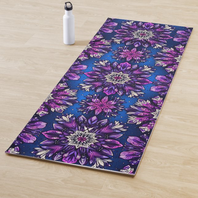Tapis De Yoga Mandala Magic Yoga Mat – Vibrant Purple & Pink (En situation)