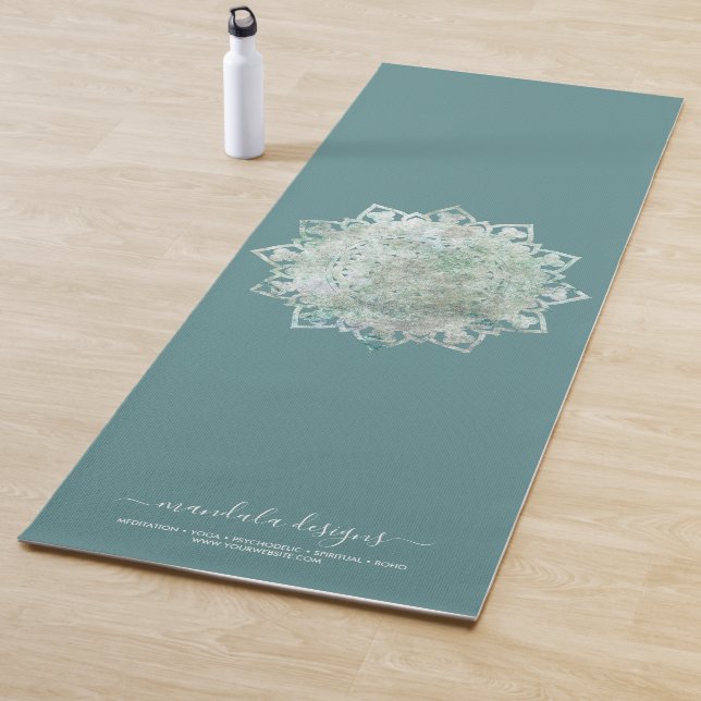 Tapis De Yoga Mandala noir vert recto verso (En situation)