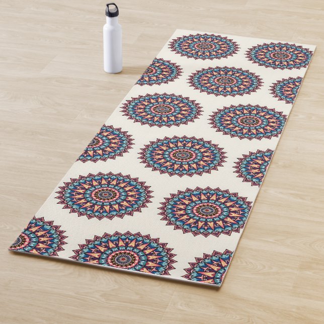 Tapis De Yoga Mandala sur blanc (En situation)