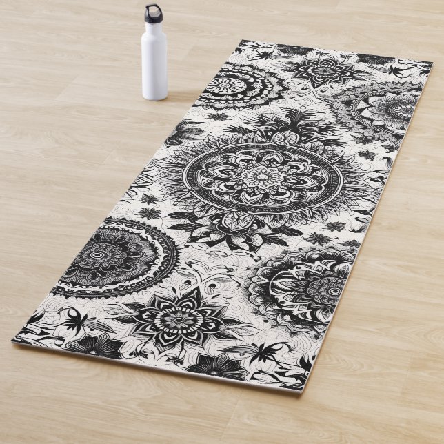 Tapis De Yoga Mandalas en noir et blanc (En situation)