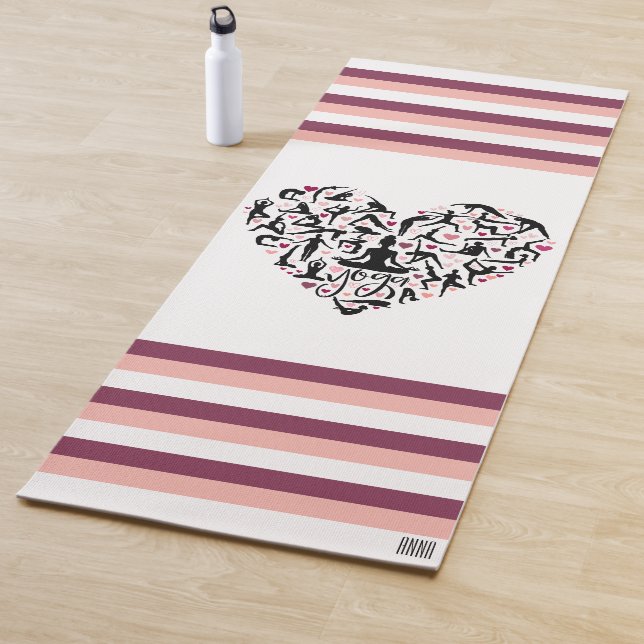 Tapis De Yoga Matte de yoga personnalisé avec coeur et nom (En situation)