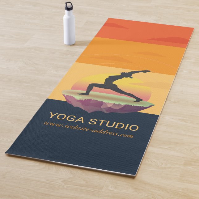 Tapis De Yoga Méditation de l'instructeur de yoga Pose Sun Flyin (En situation)
