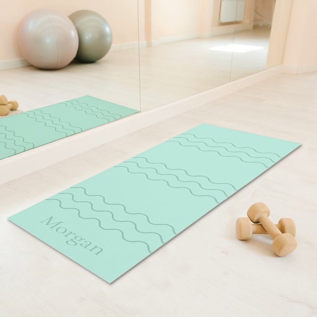 Tapis De Yoga Mint Green Modern Wavy Lines With Custom Name (Disclaimer: This image is a digital mockup.)