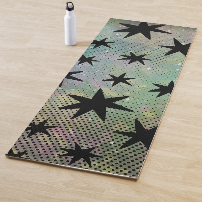 Tapis De Yoga Moderne Rétro Du Milieu Du Siècle (En situation)