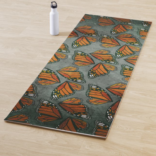 Tapis De Yoga Monarch Butterfly Wings Muted Marbled Green Grey (En situation)