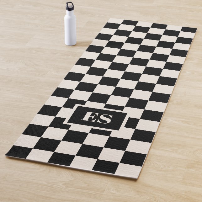 Tapis De Yoga Monogram Black Cream Checkered Pattern (En situation)