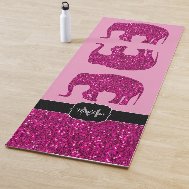 Tapis De Yoga Monogramme étincelant rose étincelant (En situation)