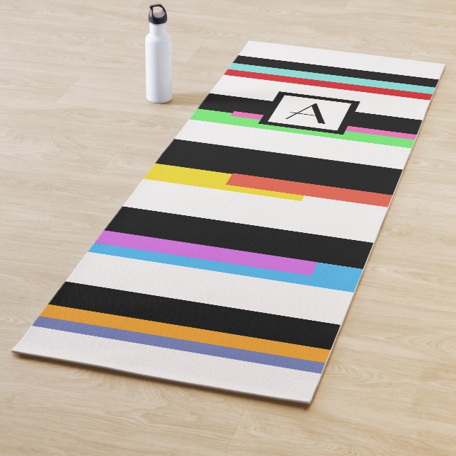 Tapis De Yoga Monogramme rayé (En situation)