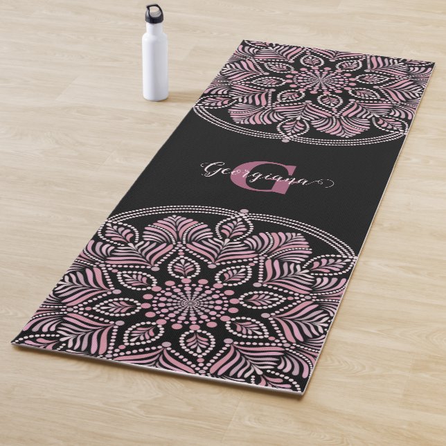Tapis De Yoga Monogramme Rose Dusky Fronds Floral Dot Mandala (En situation)