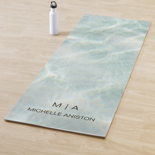 Tapis De Yoga Monogramme sur mesure Tropical Beach (En situation)