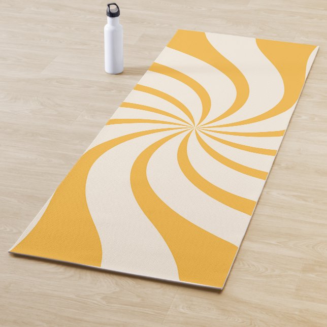 Tapis De Yoga Motif Abstrait en jaune et crème amande (En situation)