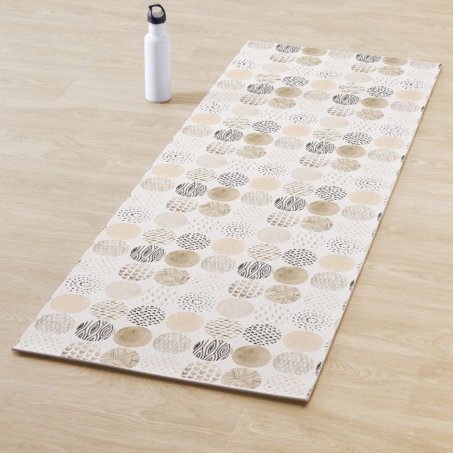 Tapis De Yoga Motif circulaire Abstrait neutre 2 (En situation)
