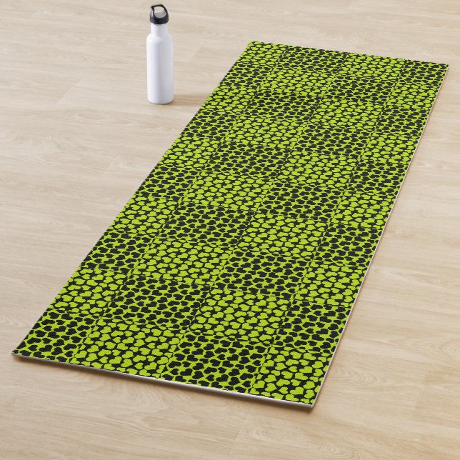 Tapis De Yoga Motif de coeurs de tableau de bord en Lime Green (En situation)