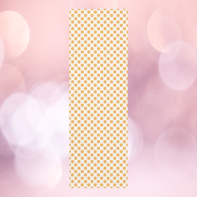 Tapis De Yoga Motif de fruits orange (A yoga mat with a fun pattern of orange fruit slices.)