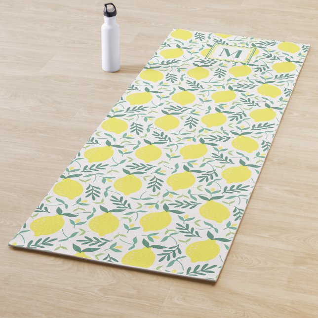 Tapis De Yoga motif de monogramme botanique de citron (En situation)