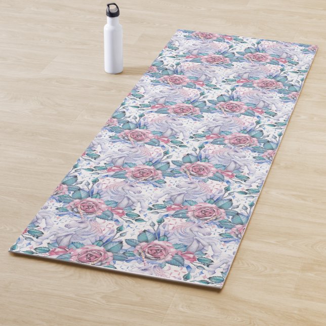 Tapis De Yoga Motif de rose de rose et de bleu (En situation)
