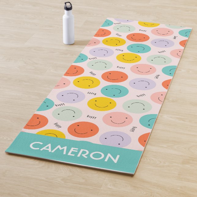 Tapis De Yoga Motif de visage joyeux souriant coloré (En situation)