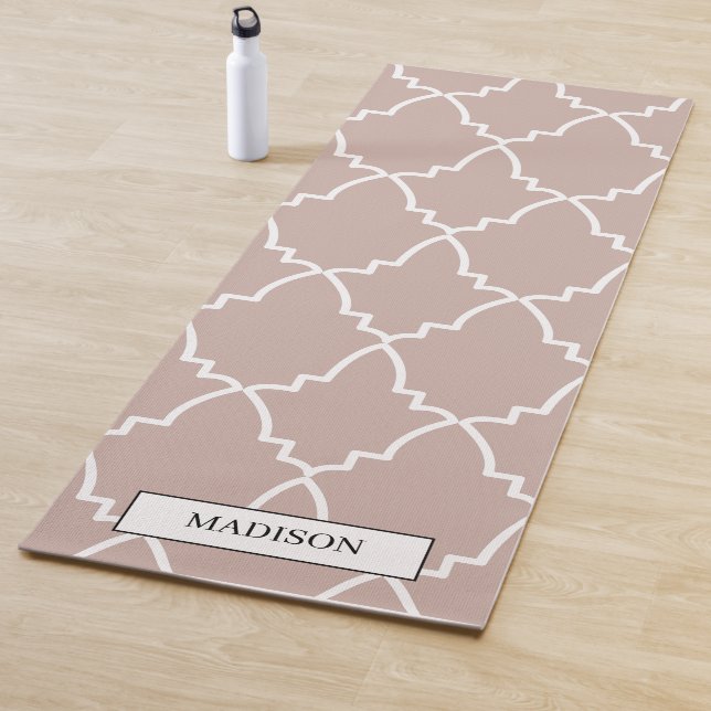 Tapis De Yoga Motif en treillis marocain beige personnalisé (En situation)