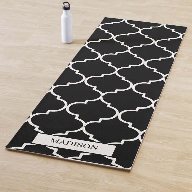 Tapis De Yoga Motif marocain méditerranéen noir et blanc (En situation)