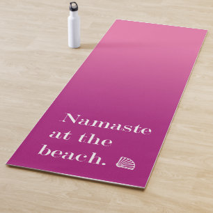 Tapis De Yoga Namaste Sur La Plage