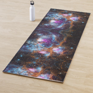 Tapis De Yoga Nebula au homard - Pays d'hiver cosmique