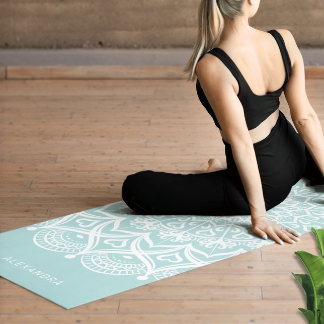 Tapis De Yoga Neo Mint et Mandala Blanc Personnalisé Boho (Personalized Neo Mint and White Boho Yoga Mat with Mandala Design)