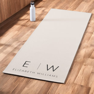 Tapis De Yoga Neutre Élégant Moderne Minimaliste Nom Monogramme