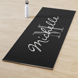Tapis de yoga noir monogramme personnalisé pour l'