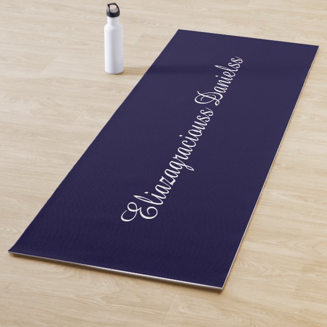 Tapis De Yoga Nom de script élégant moderne personnalisé (En situation)