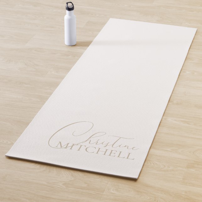 Tapis De Yoga Nom Écriture Féminine Ivoire (En situation)