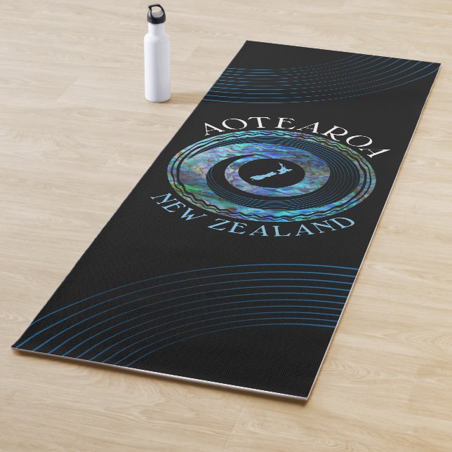 TAPIS DE YOGA NOUVELLE-ZÉLANDE KORU PAUA YOGA MAT (En situation)