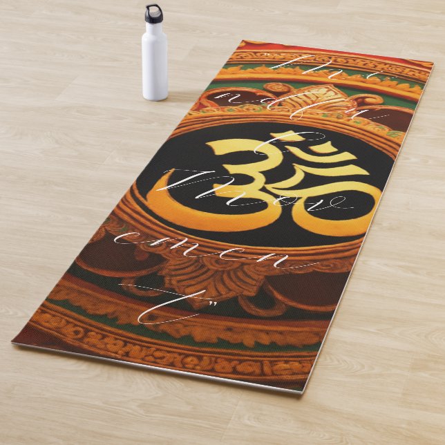 Tapis de Yoga OM (En situation)