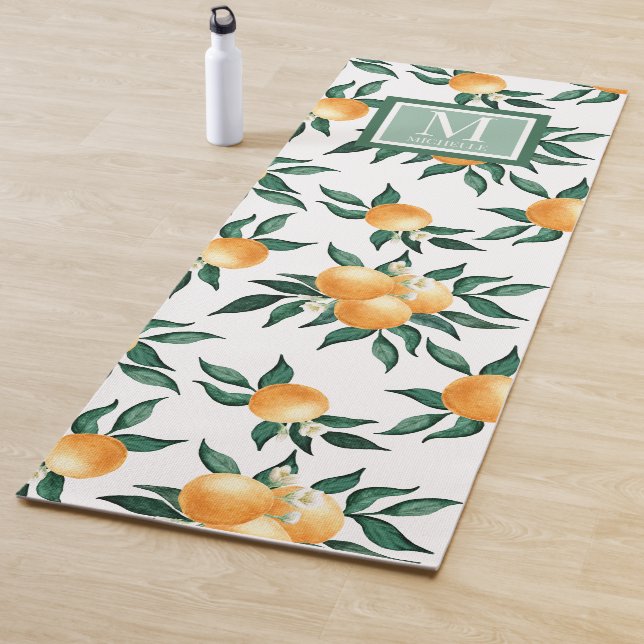 Tapis De Yoga Orange Citrus Watercolor Monogram Name (En situation)