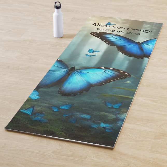 Tapis De Yoga Papillon bleu Morpho (En situation)