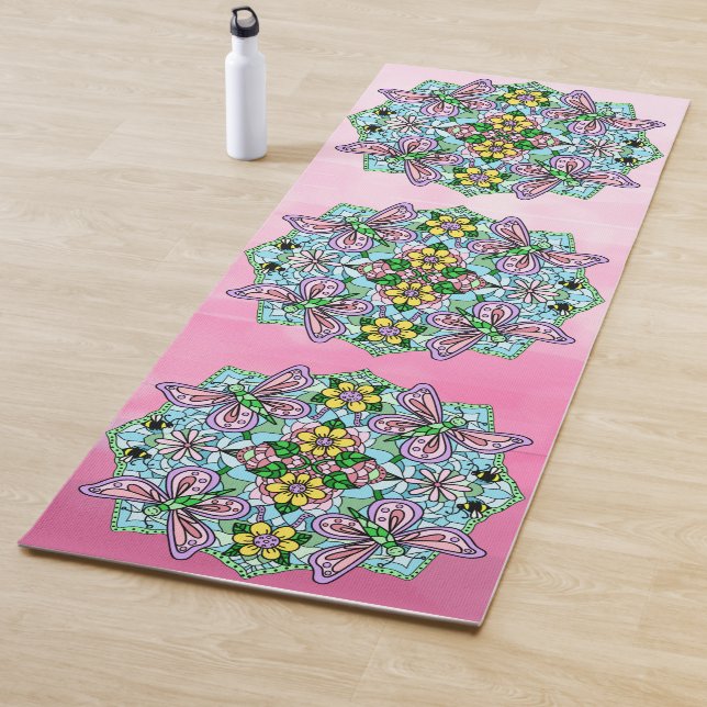 Tapis De Yoga Papillon d'art dessiné à la main Mandala violet co (En situation)