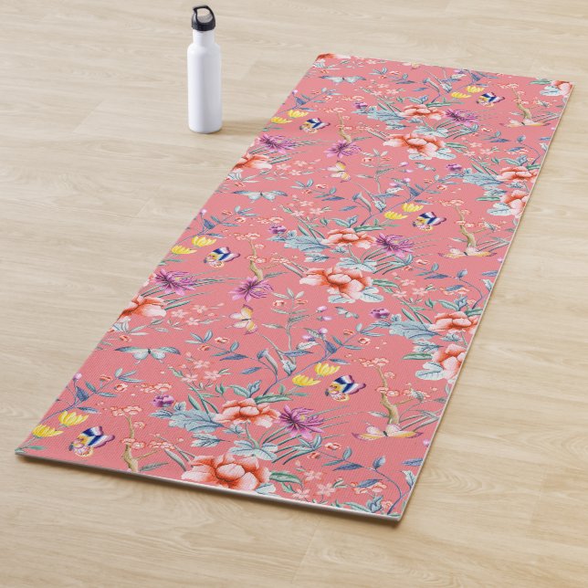 Tapis De Yoga Papillons de la Chinoiserie, fleurs rose saumon (En situation)