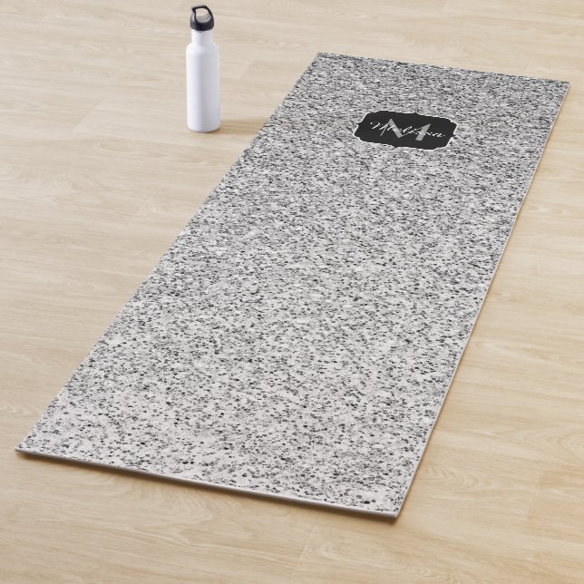 Tapis De Yoga Parties scintillant gris argent scintille Monogram (En situation)