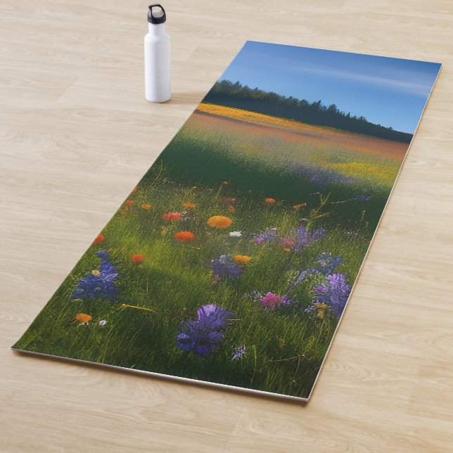 Tapis De Yoga Paysage de prairie à la fin de l'été (En situation)