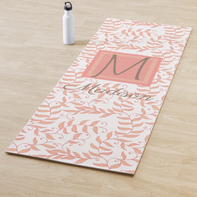 Tapis De Yoga Peach Floral Leaf Natural Trendy Monogramme (En situation)