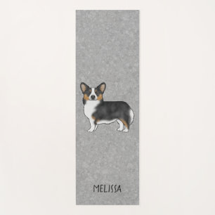 Tapis De Yoga Pembroke Welsh Corgi tricolore noir avec nom