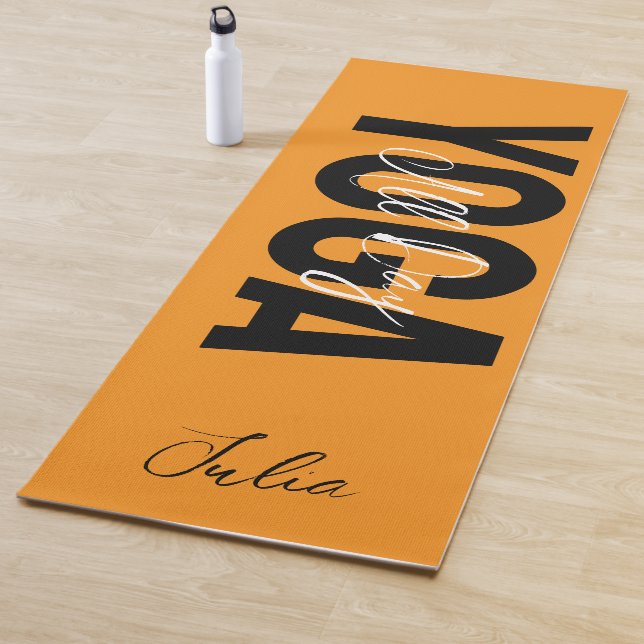 Tapis de Yoga Personnalisé avec Nom et Couleur Gra (En situation)