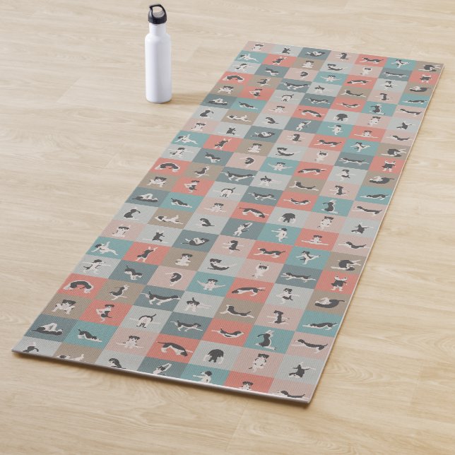 Tapis De Yoga Pose de yoga de chien. Yoga avec chiens (En situation)