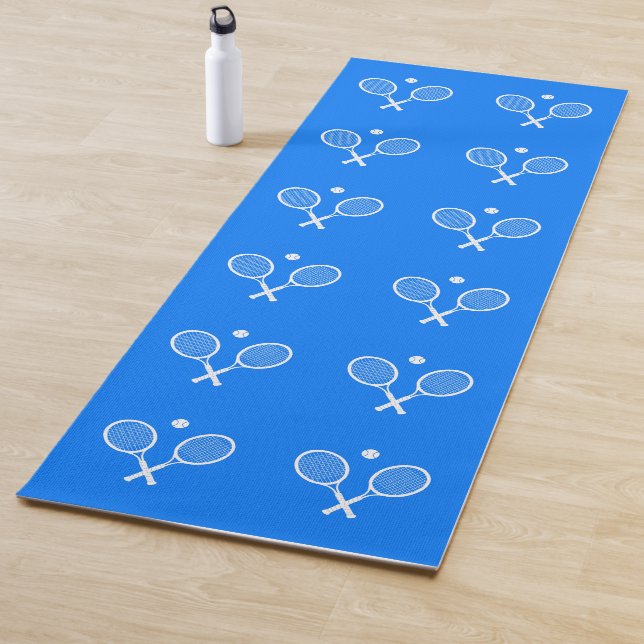 Tapis De Yoga Raquettes de tennis Arrière - plan bleu (En situation)